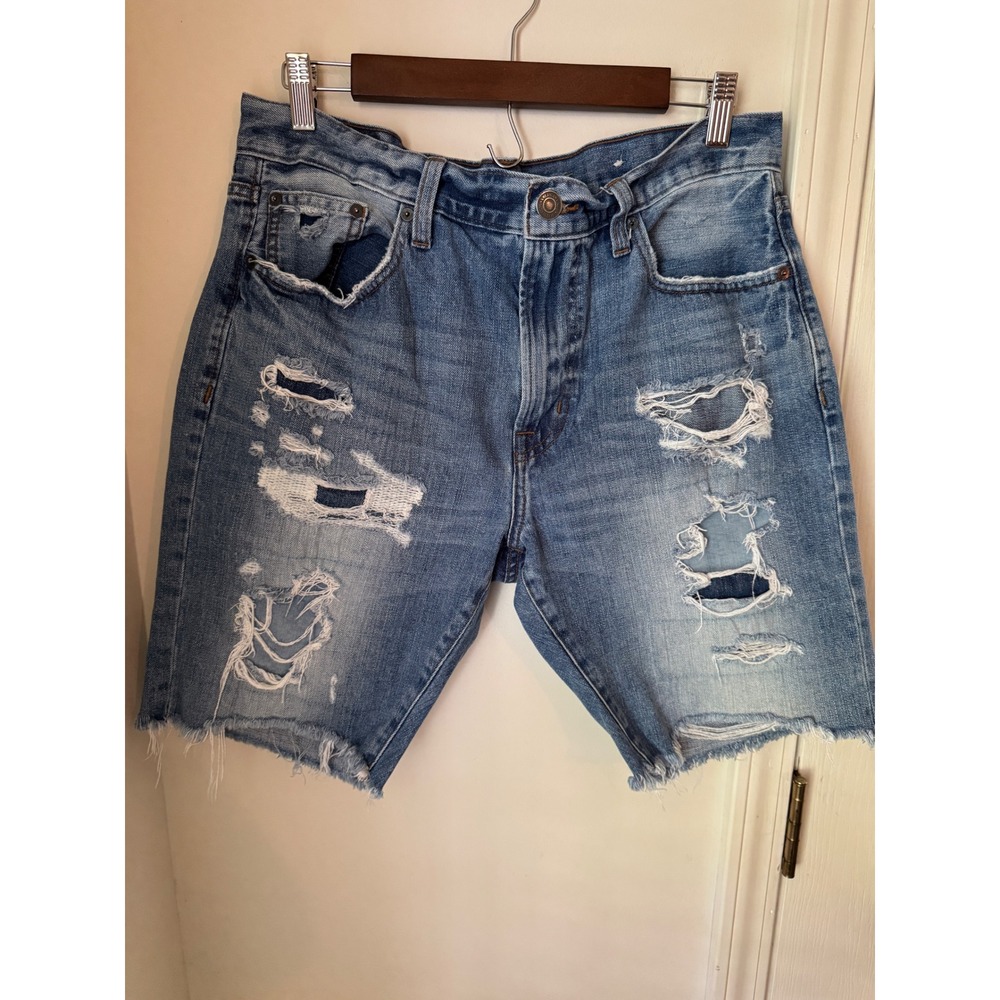 American Eagle Mens Distressed Denim Shorts Blue Medium Wash Raw Hem Size 33